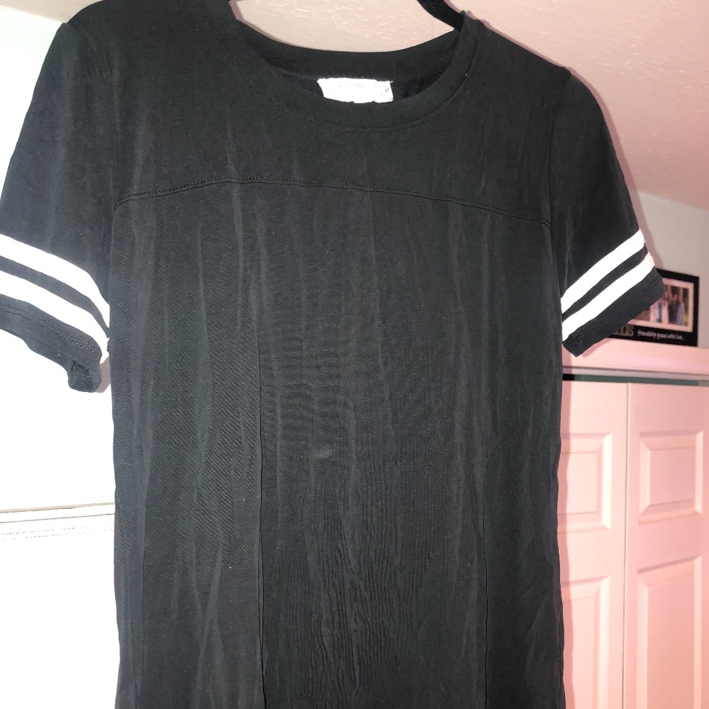 Black with white stripes t shirt